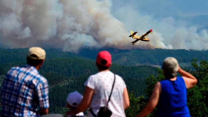 Aeronavă s-ar fi prăbușit în timp ce era în misiune de stingere a incendiilor în Portugalia