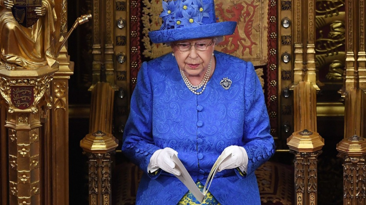 Regina Marii Britanii a ținut un discurs istoric în Parlament,dar un anumit detaliu a atras atenția 