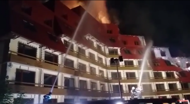 Hotel în flăcări, în Poiana Brașov(VIDEO)