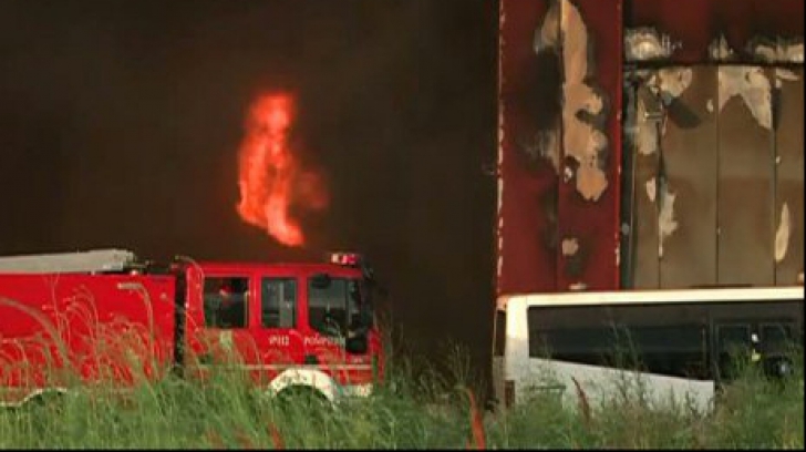 Incendiu de AMPLOARE în Balotești! Un depozit de mobilă şi două hale s-au făcut scrum