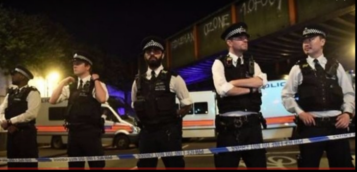 Toate victimele atacului din nordul Londrei de lângă moschee aparţin comunităţii musulmane