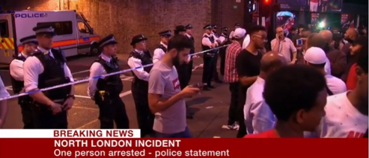 Toate victimele atacului din nordul Londrei de lângă moschee aparţin comunităţii musulmane