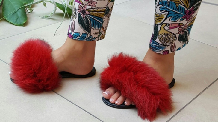 Aceşti papuci cu blăniță sunt la modă acum, însă tot mai multe femei îi poartă fară să ştie că...