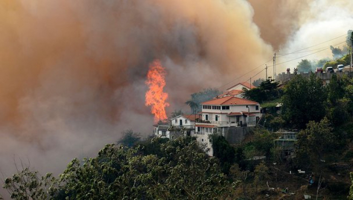 Incendiul tragic din Portugalia, filmat cu drona! Imagini cu puternic impact emoțional 