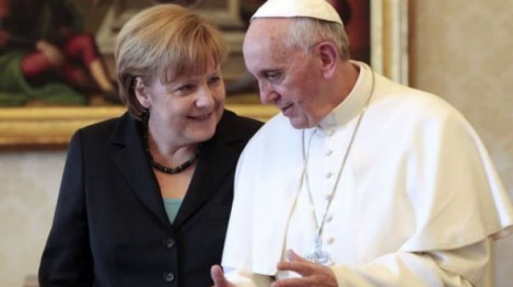Angela Merkel, primită într-o audienţă privată de Papa Francisc