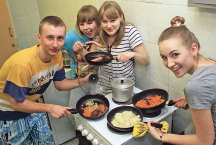 Imagini halucinante din căminele studenţeşti din Rusia