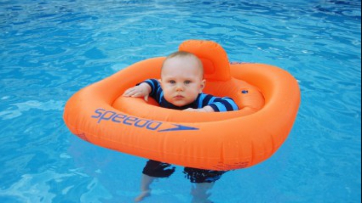 Atenţie, părinţi, când mergeţi la piscină sau la mare! Copiii pot păţi asta şi e foarte periculos