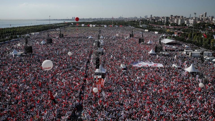 Sute de mii de oameni împotriva lui Erdogan. Protest MAMUT la Istanbul