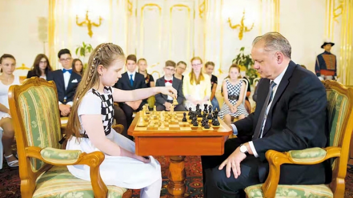 Şef de stat, bătut la o partidă de şah de o jucătoare de 10 ani