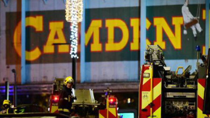 Incendiu la Camden Market din Londra