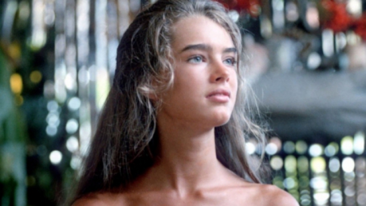 Actriţa din "Laguna Albastră", în costum de baie,37 de ani mai târziu. Cum arată Brooke Shields acum