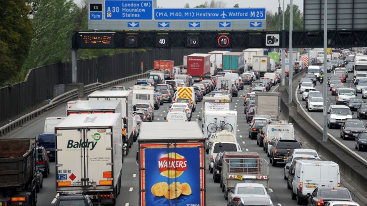 Încă o țară europeană e gata să interzică mașinile pe benzină și motorină