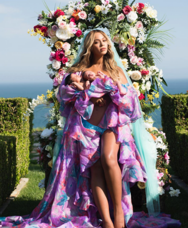 Beyoncé a publicat prima imagine cu gemenii săi