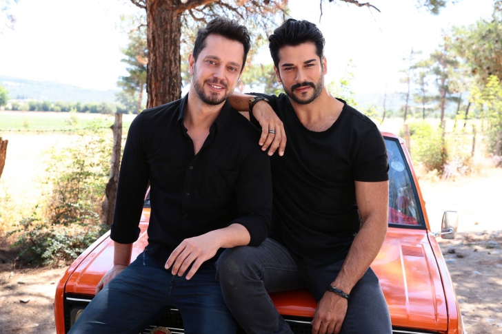 Kemal din ""Dragoste infinită" a revenit din luna de miere cu o nouă surpriză 