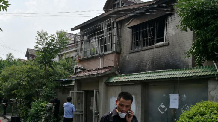 Incendiu puternic într-o clădire rezidenţială din China: 22 de morţi şi 3 răniţi