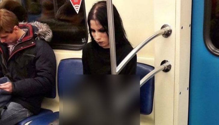 Călătorii de la metrou, ULUIŢI.Cât de ciudată este această fată. Ce ţinea în braţe!Au chemat poliţia