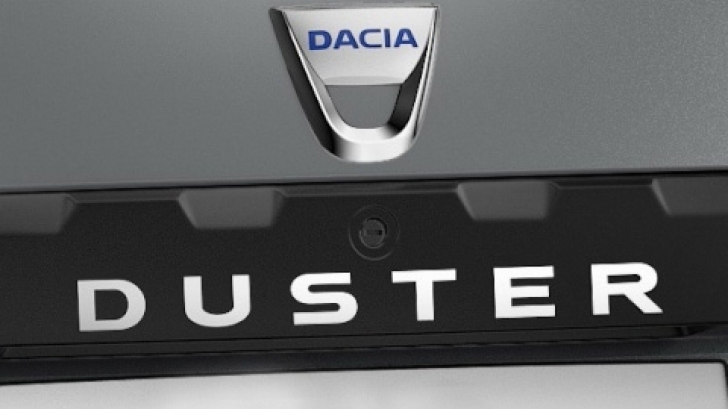 Dacia Duster, modelul despre care nimeni nu ştia că s-a fabricat, a apărut pe străzi
