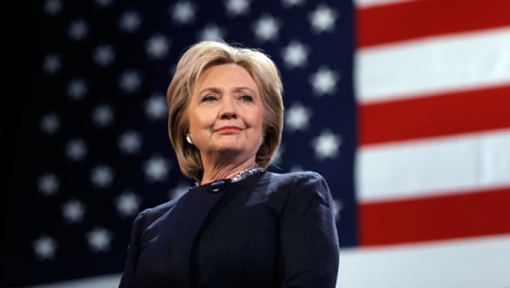 "Bombă" în SUA: o mare vedetă feminină spune că a avut o relaţie cu Hillary Clinton