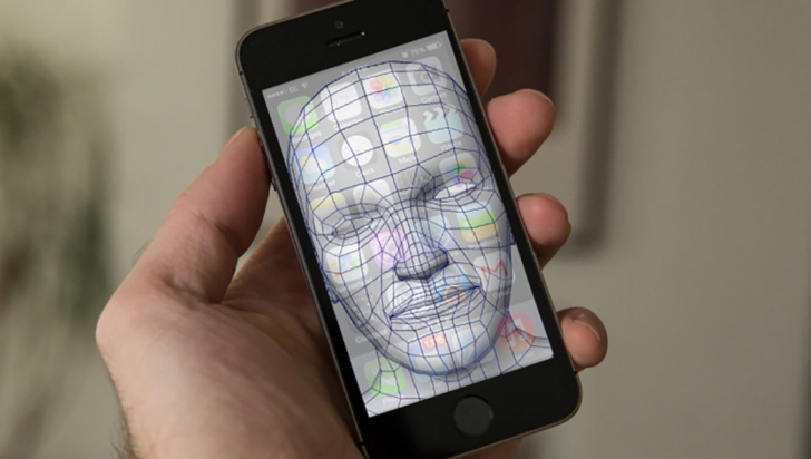 Viitorul iPhone va folosi un scanner 3D facial pentru autentificare