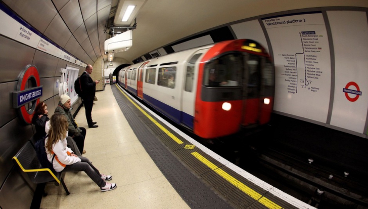 Măsură anti-discriminare luată de conducerea metroului din Londra. Vor renunța la această formulă