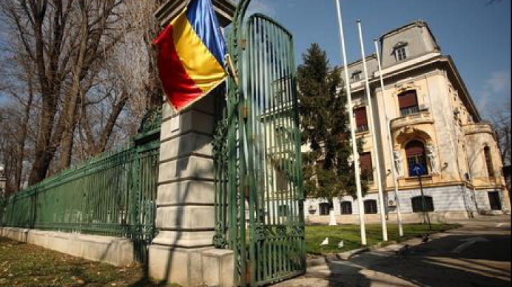 Cine asigură monopolul puterii în România