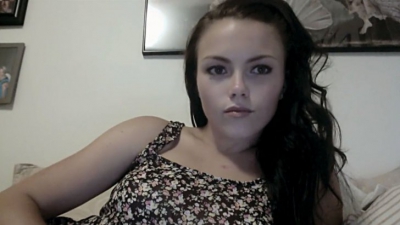 A uitat să închidă webcam-ul de la laptop. Au văzut-o nud şi cum întreţinea relaţii cu iubitul