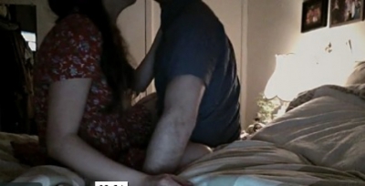 A uitat să închidă webcam-ul de la laptop. Au văzut-o nud şi cum întreţinea relaţii cu iubitul