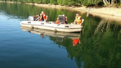 Cadavru găsit într-un lac din Reșița! Ar putea fi un student filipinez, dispărut în urmă cu 10 zile