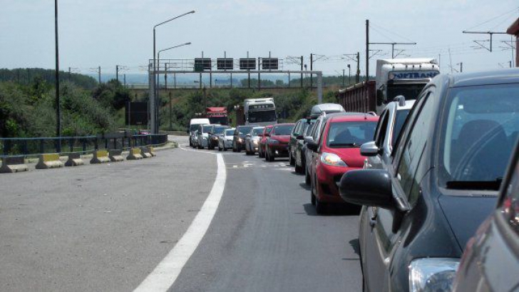 Accident grav pe Autostrada Soarelui: 4 mașini implicate. Circulația, oprită