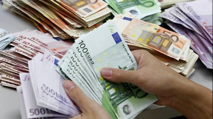 Un român angajat ca PAZNIC a primit o despăgubire de 20.000 de euro, după o replică a şefului