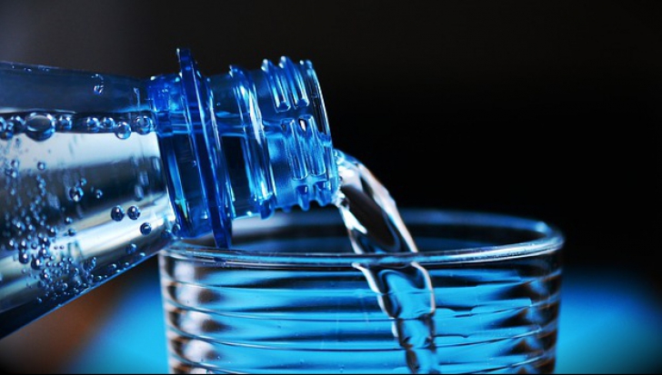 Cum să bei apa ca să te vindece de anumite boli