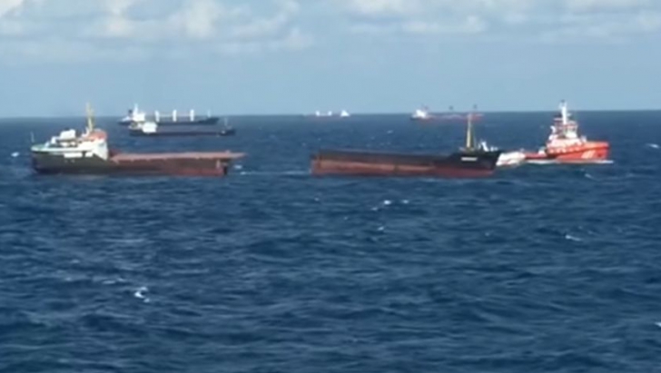 Incident dramatic în Marea Neagră: un cargobot s-a rupt în două 