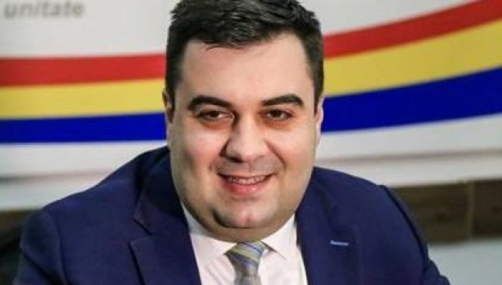 Ministrul Răzvan Cuc 