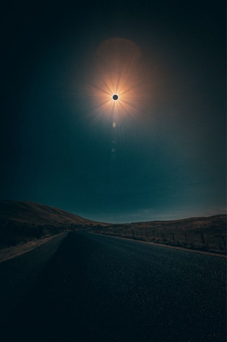 Cele mai spectaculoase fotografii cu eclipsa totală de soare. Sunt incredibile