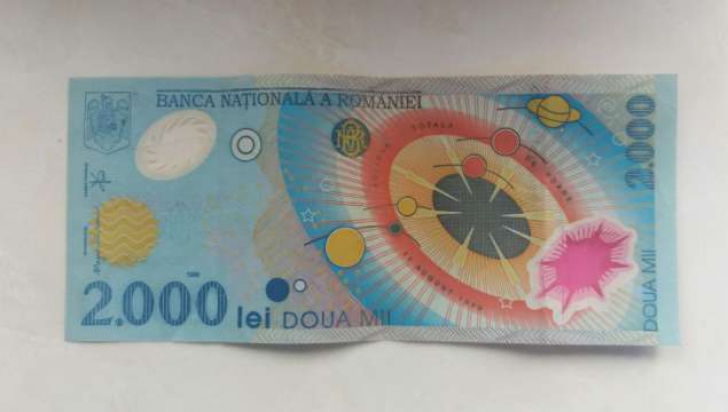 Mai ai acasă bancnote cu ECLIPSA DE SOARE din 1999? Te poţi îmbogăţi! Iată cât valorează acum