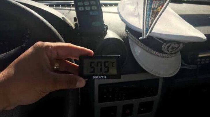 Godină, revoltat de temperatura înregistrată într-o mașină de poliție!