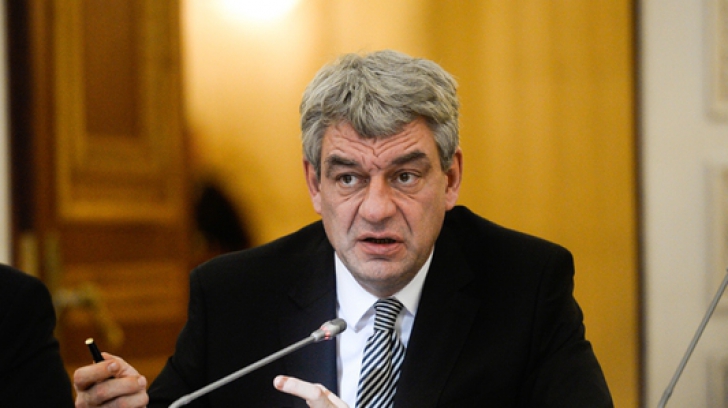 Mihai Tudose, în plen, la "Ora Premierului". Laude pentru economia ţării, critici pentru liberali