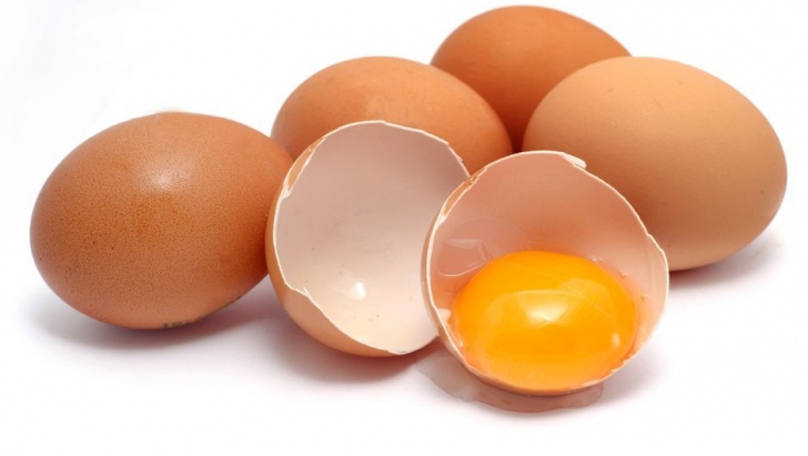 Scandalul ouălor contaminate cu FIPRONIL: Mai putem MÂNCA ouă? Avertismentul medicilor