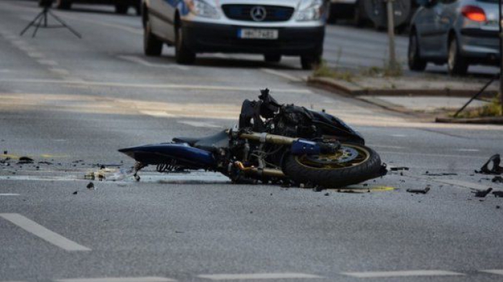 ACCIDENT CUMPLIT în Pipera. Un motociclist a murit