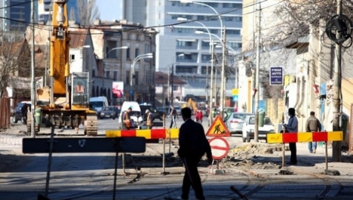 Trafic restricţionat în Bucureşti. Ce zone trebuie să evite şoferii