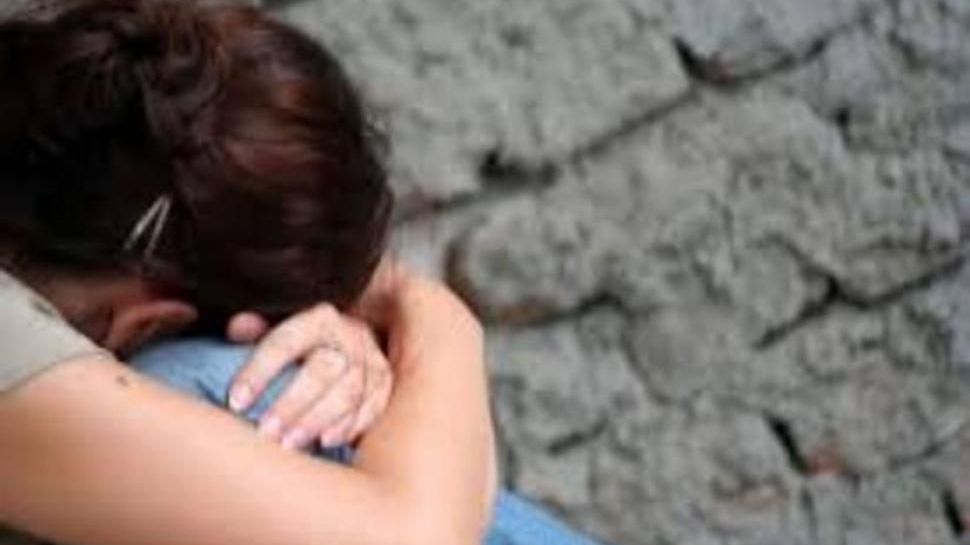 Caz tulburător în București: Meditatorul unei fete de 14 ani, reţinut pentru agresiune sexuală