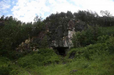 Ruşii au găsit o peşteră în Munţii Altai. Au intrat, au văzut-o..ŞOCANT! Îi aştepta de 40.000 ani