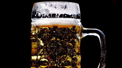 De ce ar trebui să bei întotdeauna berea din pahar, nu din sticlă