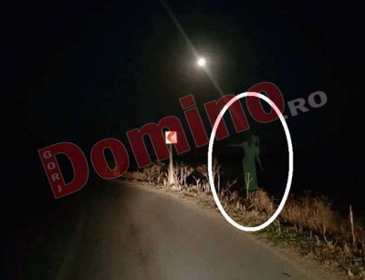 Apariţie BIZARĂ pe o şosea din România: fantoma unei mirese. E reală sau e o păcăleală?