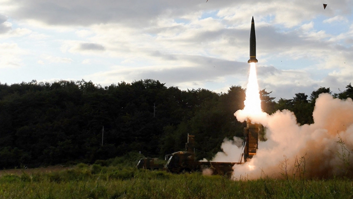 Coreea de Sud a lansat două rachete, în semn de răspuns la testul Phenianului