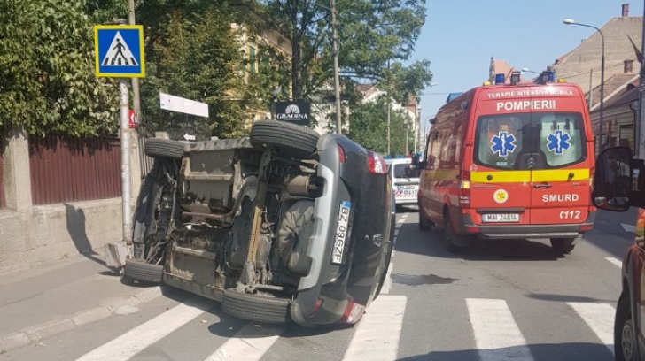 Accident tragic în Sibiu! Cinci răniți, dintre care doi minori