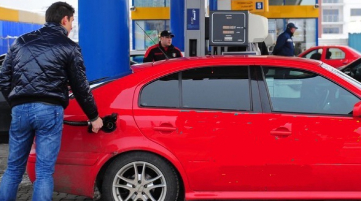 Șoferii loviți la plinul de combustibil! Prețurile explodează de la 1 ianuarie 2019 