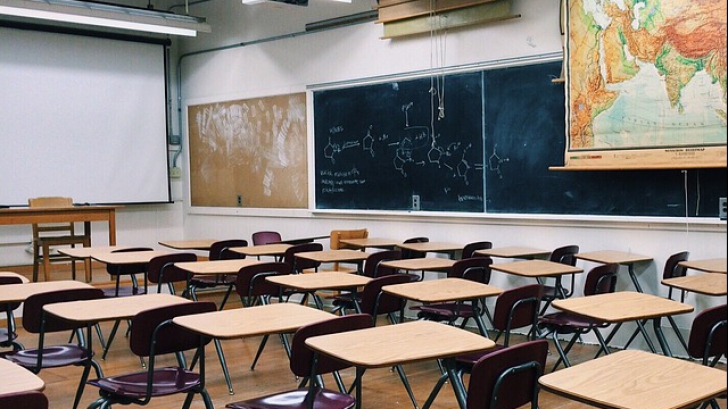 Raport: 54% din elevi s-au confruntat cu ostilitate din partea profesorului când au contestat o notă