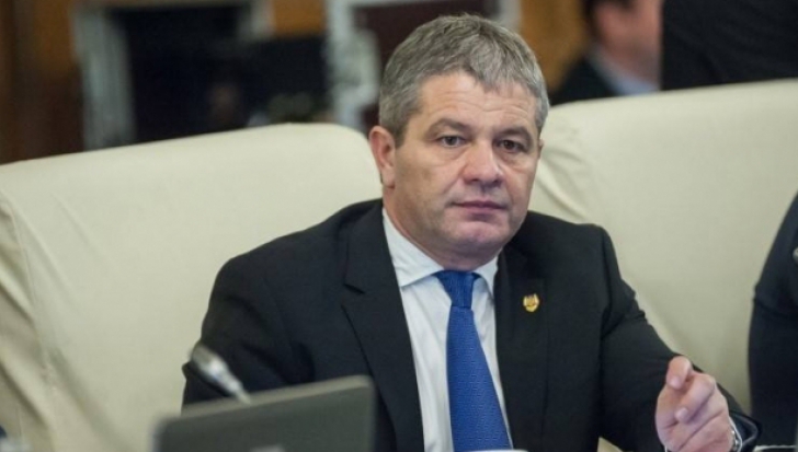 Premierul Tudose l-a certat aspru pe ministrul Sănătății pe tema vaccinului antigripal
