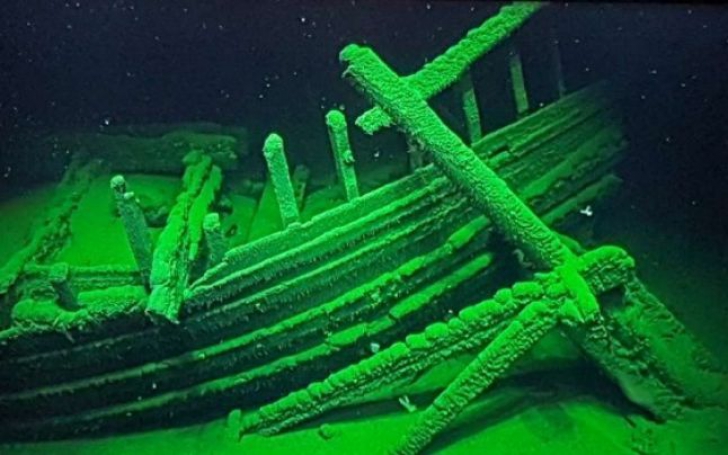 Descoperire epocală în Marea Neagră: un "cimitir" de epave, vechi de 2500 de ani
